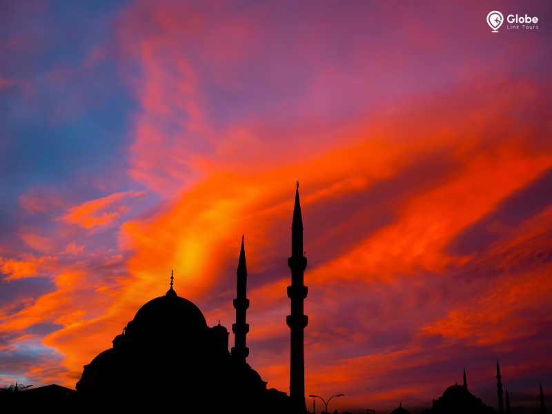 Laylatul Qadr Meaning, Signs, Duas, and Worship Guidance